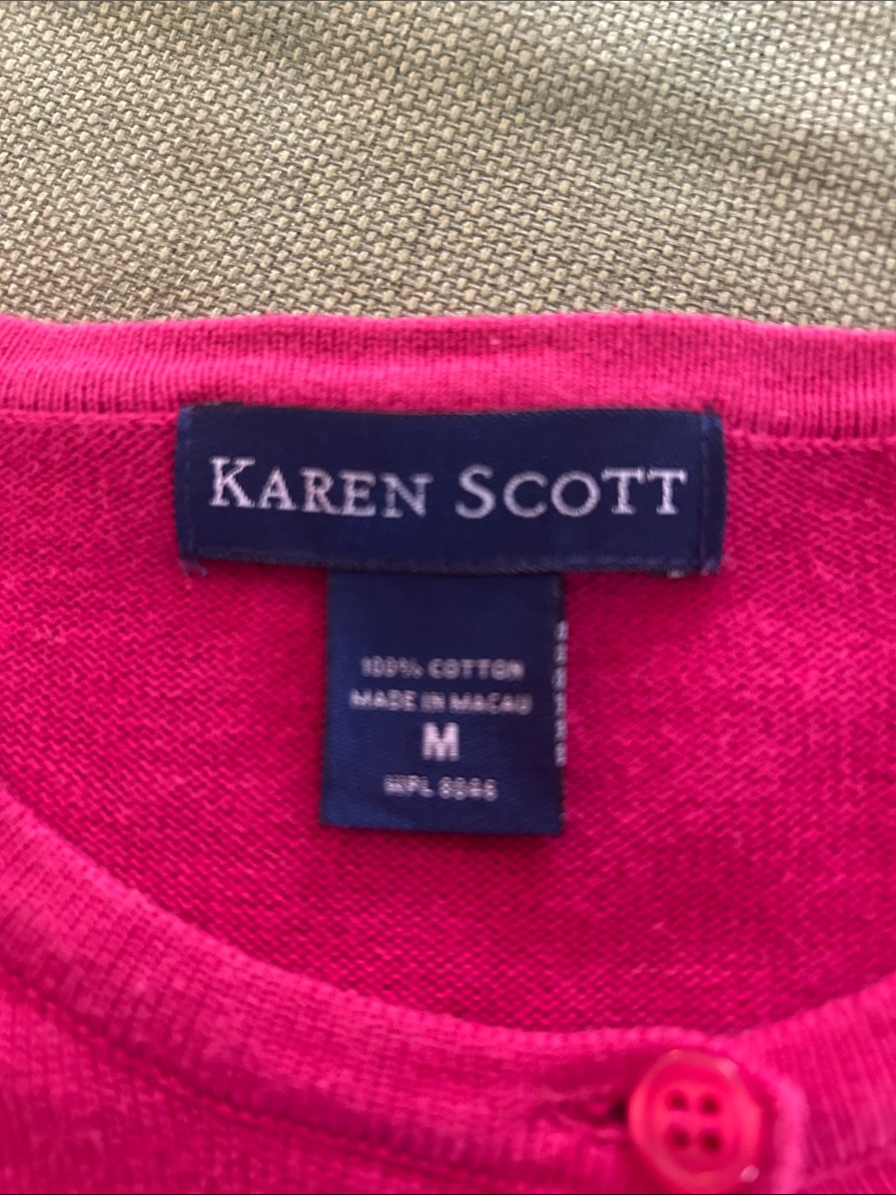 Karen Scott Fuchsia Pink Argyle Button Cardigan with Cream and Orange Diamonds - Picture 2 of 5